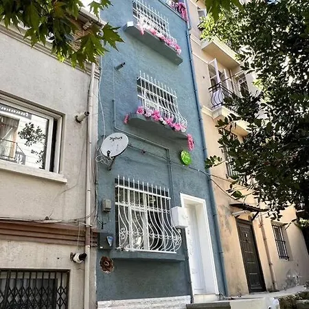 Apartment Comelivego Taksim K